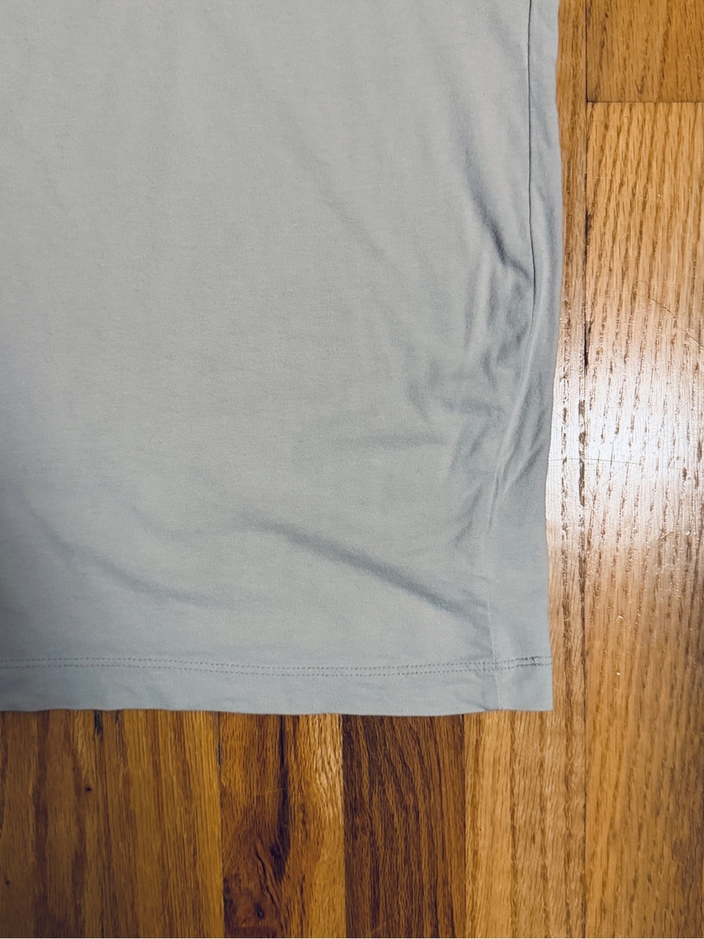 Buck Mason Men’s Small Short Sleeve Pima Classic Crewneck Tee in Oyster - Picture 3 of 7